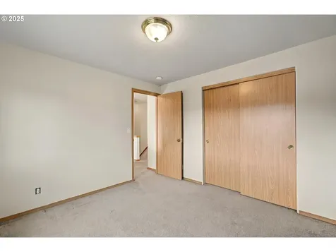 110 Wilshire Way Kelso WA 98626