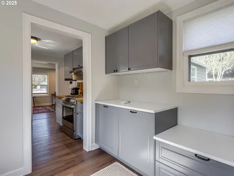 4407 SW Marigold Street Portland OR 97219