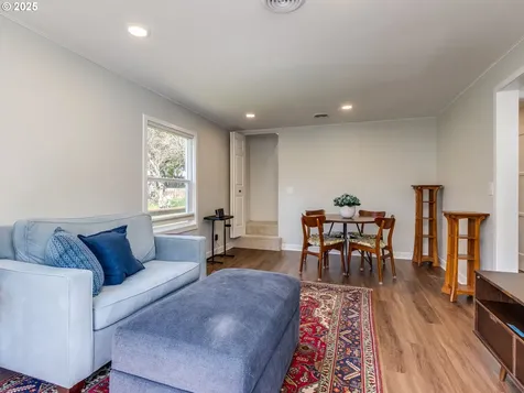 4407 SW Marigold Street Portland OR 97219