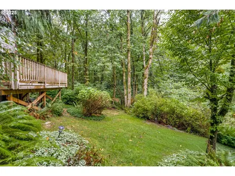 5721 SW Salmon Street Portland OR 97221