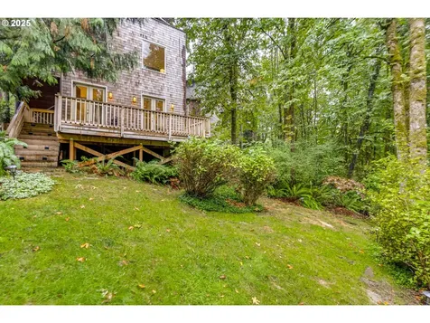 5721 SW Salmon Street Portland OR 97221