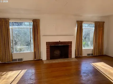 4314 SE Crystal Springs Boulevard SE Portland OR 97206