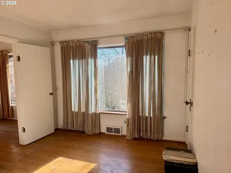 4314 SE Crystal Springs Boulevard SE Portland OR 97206