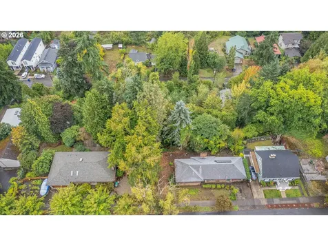 4314 SE Crystal Springs Boulevard SE Portland OR 97206