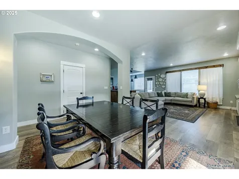 2409 Crowther Drive Eugene OR 97404
