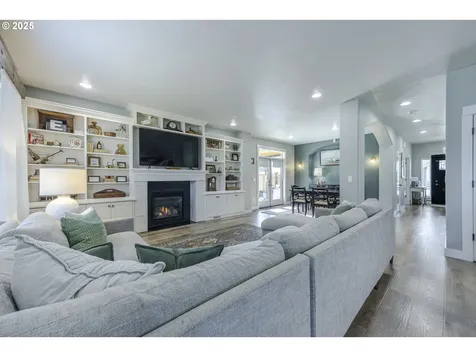 2409 Crowther Drive Eugene OR 97404