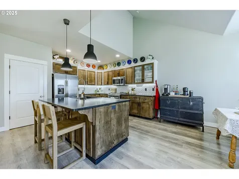 2409 Crowther Drive Eugene OR 97404