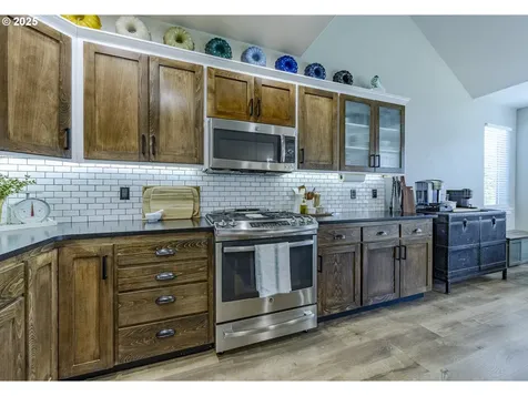 2409 Crowther Drive Eugene OR 97404