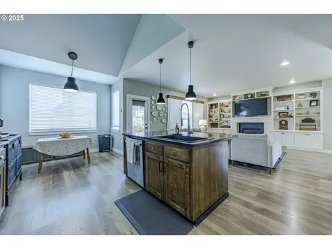 2409 Crowther Drive Eugene OR 97404