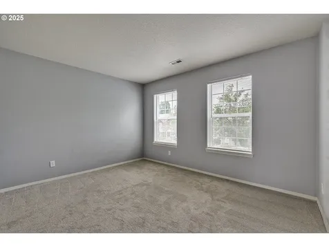 780 NE 64th Place Hillsboro OR 97124