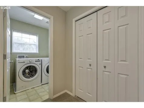 780 NE 64th Place Hillsboro OR 97124