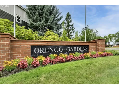 780 NE 64th Place Hillsboro OR 97124
