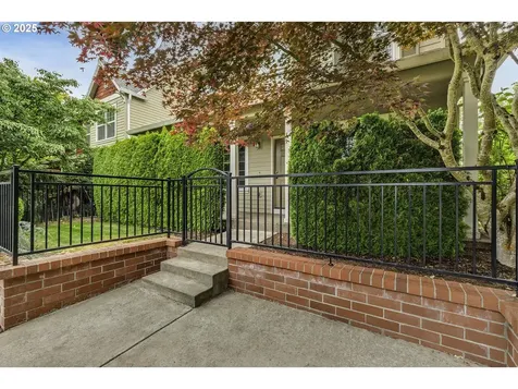 780 NE 64th Place Hillsboro OR 97124