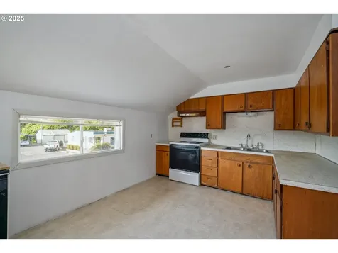 35800 7th (Hwy 101) Street Nehalem OR 97131