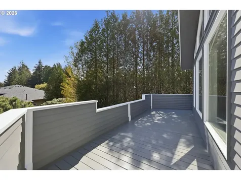 1611 SW Dickinson Lane Portland OR 97219