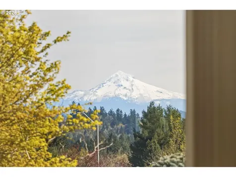 1611 SW Dickinson Lane Portland OR 97219