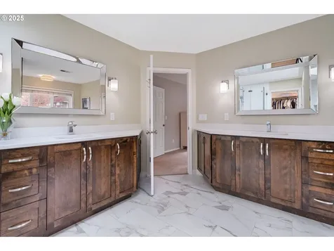14153 Edenberry Drive Lake Oswego OR 97035