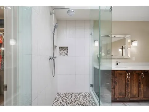 14153 Edenberry Drive Lake Oswego OR 97035