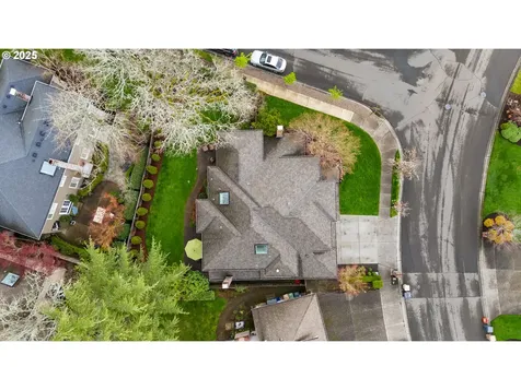 14153 Edenberry Drive Lake Oswego OR 97035