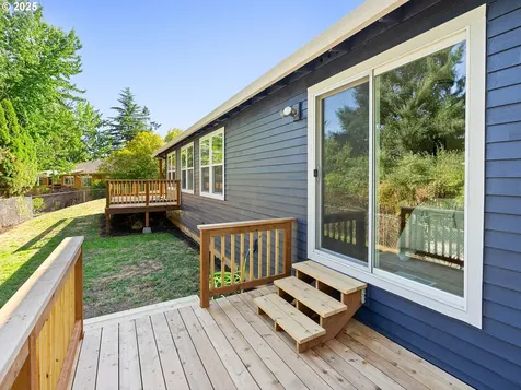 1925 Hillhouse Drive West Linn OR 97068