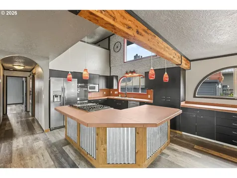 2039 N Jantzen Avenue Portland OR 97217