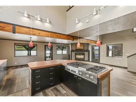2039 N Jantzen Avenue Portland OR 97217
