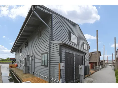 2039 N Jantzen Avenue Portland OR 97217
