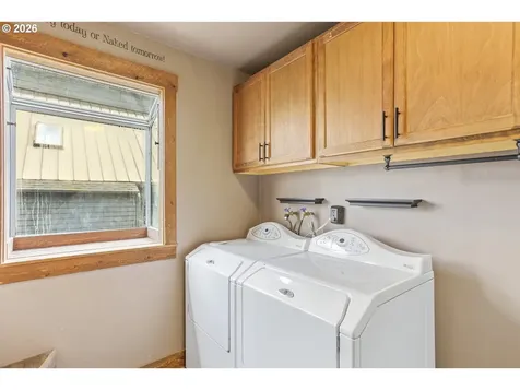 2039 N Jantzen Avenue Portland OR 97217