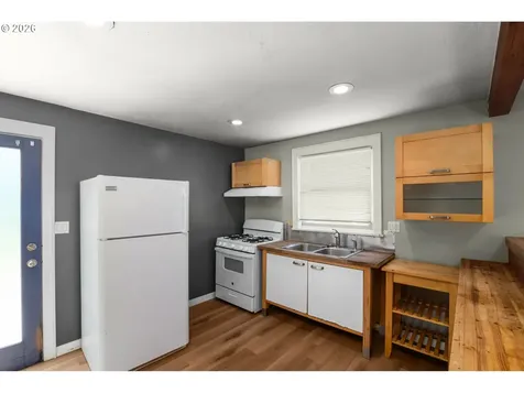 4836 SW Coronado Street Portland OR 97219
