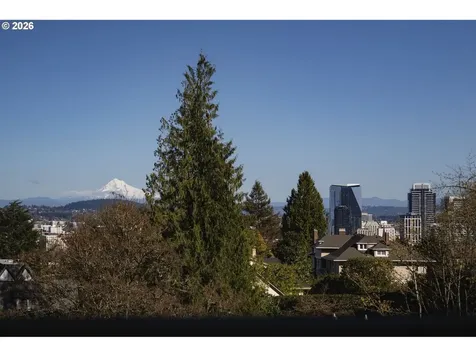 840 NW Summit Avenue Portland OR 97210
