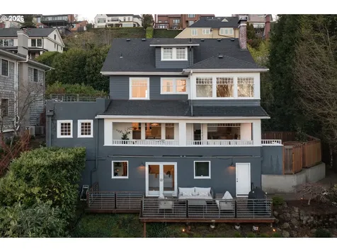 840 NW Summit Avenue Portland OR 97210