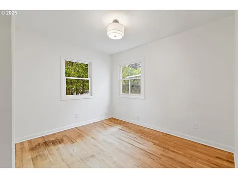7944 N Chase Avenue Portland OR 97217