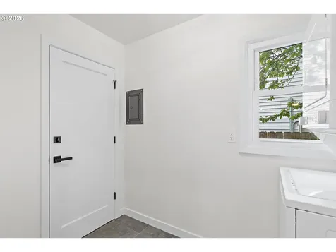 7944 N Chase Avenue Portland OR 97217