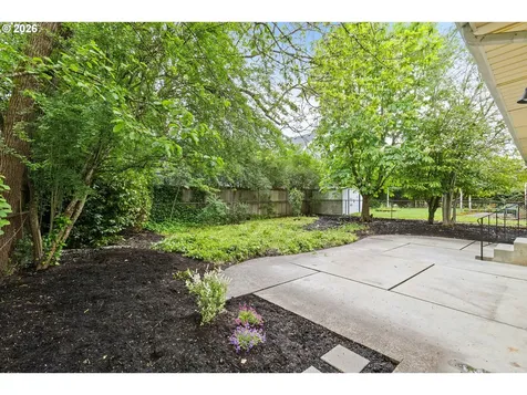7944 N Chase Avenue Portland OR 97217