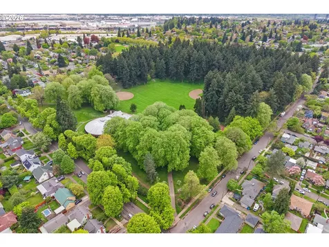 7944 N Chase Avenue Portland OR 97217