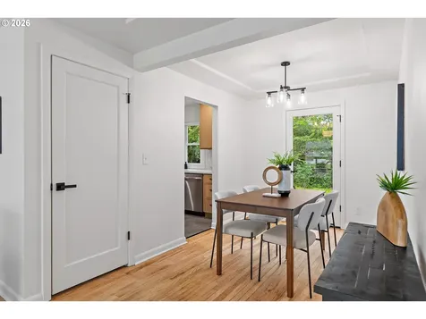 7944 N Chase Avenue Portland OR 97217