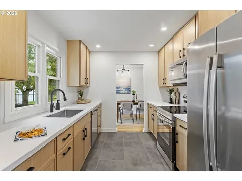 7944 N Chase Avenue Portland OR 97217