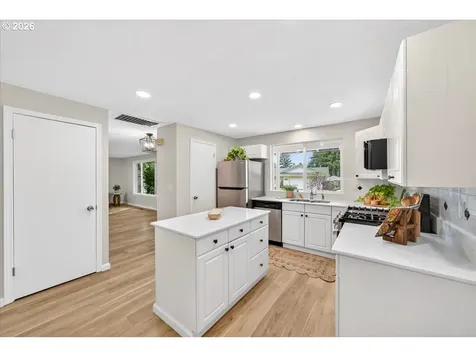 3360 NW 178th Avenue Portland OR 97229