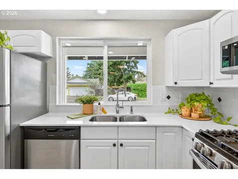 3360 NW 178th Avenue Portland OR 97229