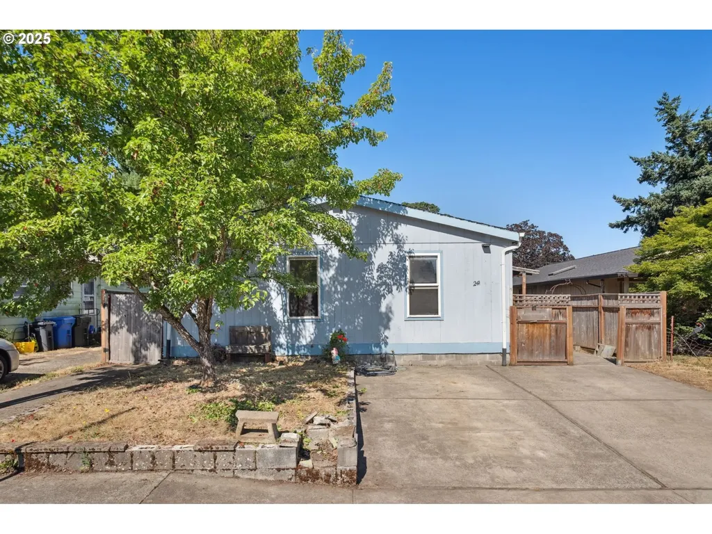 241 NW Wade Street Estacada OR 97023