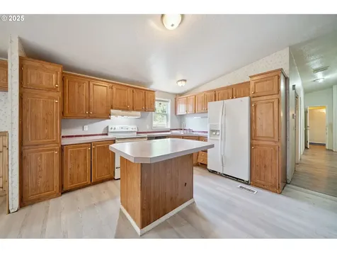 241 NW Wade Street Estacada OR 97023