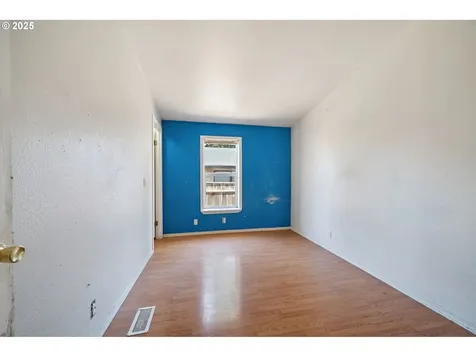 241 NW Wade Street Estacada OR 97023