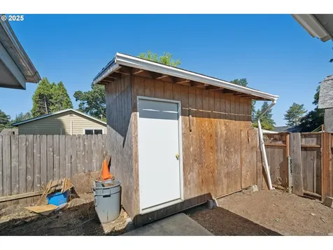 241 NW Wade Street Estacada OR 97023