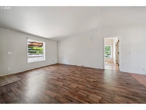 241 NW Wade Street Estacada OR 97023