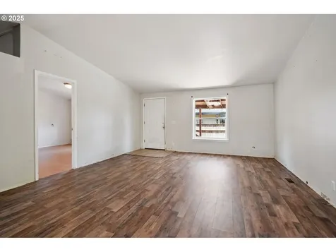 241 NW Wade Street Estacada OR 97023