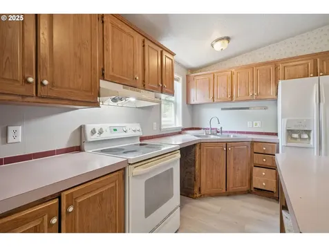 241 NW Wade Street Estacada OR 97023