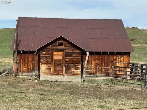 38901 Highway 86 Richland OR 97870