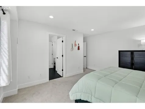 2911 N Willis Boulevard Portland OR 97217