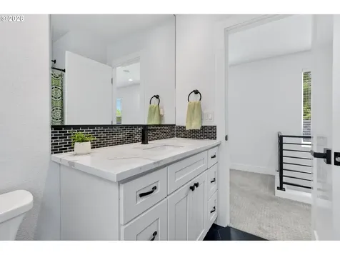 2911 N Willis Boulevard Portland OR 97217