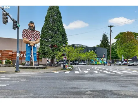 2911 N Willis Boulevard Portland OR 97217